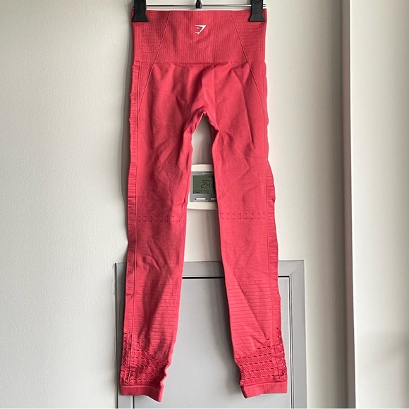 NWOT GYMSHARK Vibrant Red Leggings - Picture 3 of 6